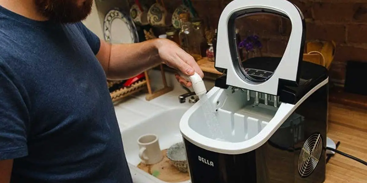 How To Clean A Portable Ice Maker - Peso's Kitchen and Lounge